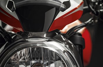 Ducati Monster 1200 R 2017 - Bild 42 Ducati Monster 1200 R 2017 - Bild 42